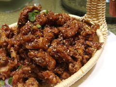 -老码头黑皮肘子锅包肉(赣水路店)