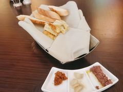餐前面包-卡佩罗意大利餐厅及酒吧Al Cappello Trattoria