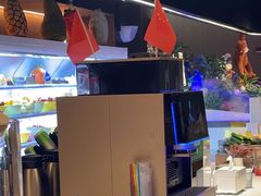 -涨巢·潮玩水疗局