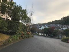 -杭州海华满陇度假酒店