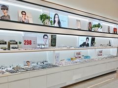 -J-Optical佳视明眼镜·蔡司视觉(青岛金茂览秀城店)