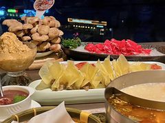 -捞王锅物料理(上海世茂广场店)