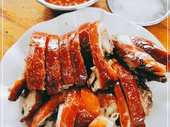 -黄记四更烤乳猪店