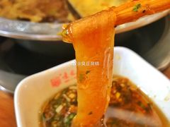 宽粉-袁记串串香(泉水轻轨站店)