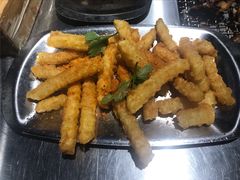 乐山狼牙土豆-马路牙子烧烤音乐酒馆(望京店)