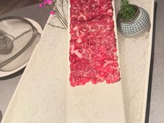 -左庭右院鲜牛肉火锅黑金店(陆家嘴中心店)