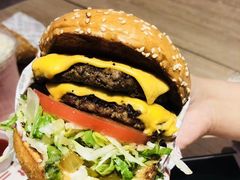 -The Habit Burger Grill 哈比特汉堡(复兴soho店)