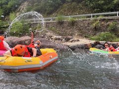 -安吉龙王山峡谷漂流