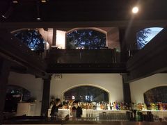 -穹六人间 people 6(岳阳路店)