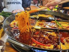 -正南齊北重庆老火锅(光华村直营店)