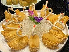鲜虾天鹅酥-上海1号私藏菜(静安店)