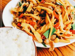 -牛八宝桂林米粉(八里庄店)