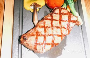 Angus Grain-Fed Sirloin Steak