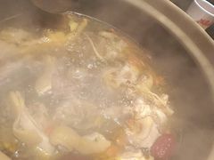 -邹开喜·炭炉鸡煲·海鲜火锅(虹口足球场店)