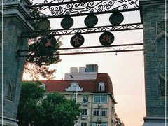 -中山美食街