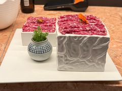 -左庭右院鲜牛肉火锅黑金店(陆家嘴中心店)