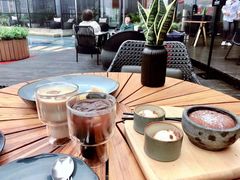 -池畔酒吧 WET Bar