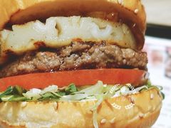 -The Habit Burger Grill 哈比特汉堡(爱琴海店)