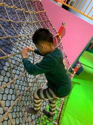 -欧酷世界动力星球(王府井奥莱UP TOWN店)