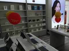 -荣耀授权专卖店(黄浦浙江中路店)