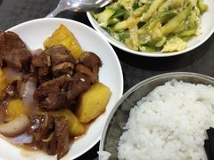 菠萝烧鸭-春晖饭堂(中山大学南校区店)