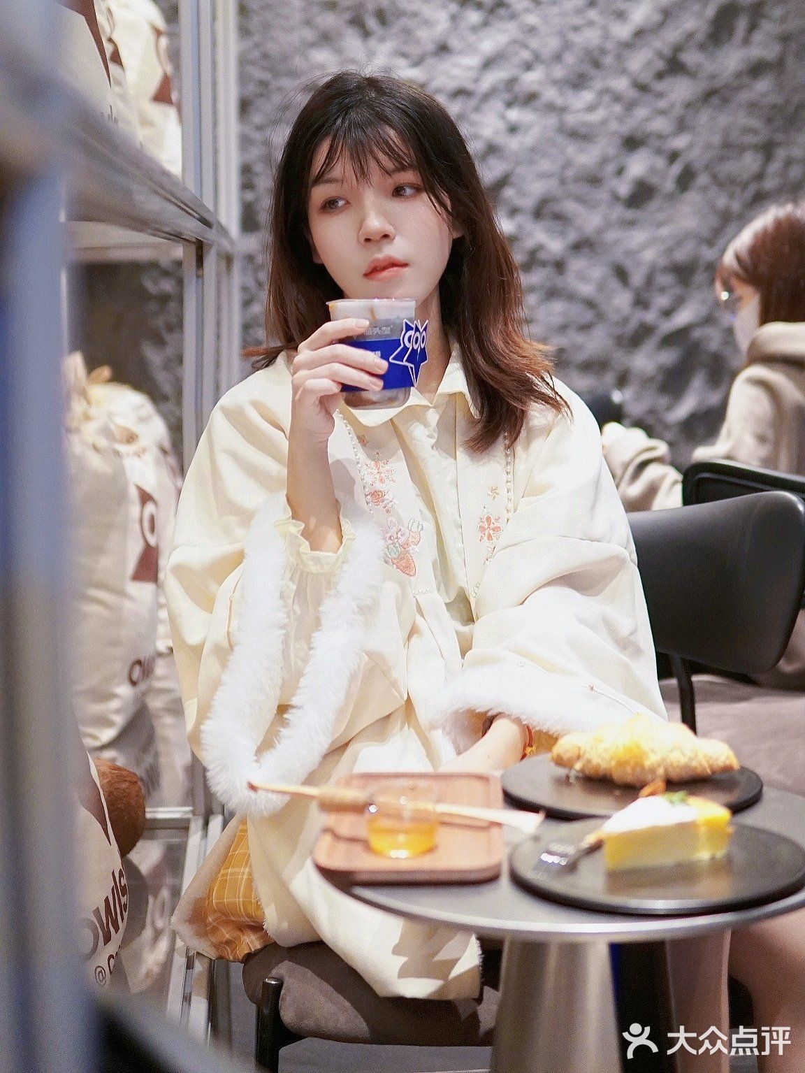 一口新鲜生椰❗椰子脑袋们首选咖啡