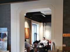 大堂-北平食府·北京烤鸭(北京西站六里桥店)
