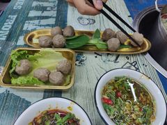 -刘少华贵州小黄牛·鲜牛肉火锅(总店)