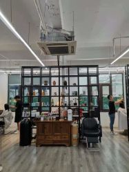 -塞巴斯汀SEBASTIAN专业美发店