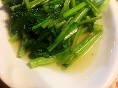 -临江餐馆二楼美食部落