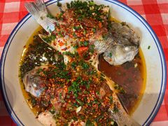 三椒蒸鲈鱼-荆九爷爆炒桥头三嫩(浙大店)