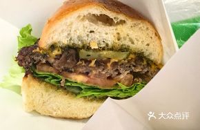 Classic American Beef Burger