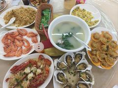 -红月湾海鲜饭店•沙滩海景(双月湾店)