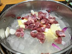 -额尔敦传统涮.冰煮羊火锅(乌兰察布体育场店)