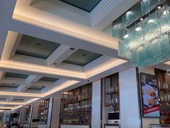 -东方红海鲜百汇(国际大厦店)