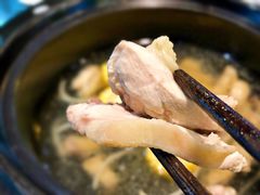 -东椰·海南椰子鸡火锅(朝阳门店)