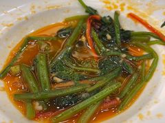 -汗腾格里·风味餐厅(新疆驻京办店)