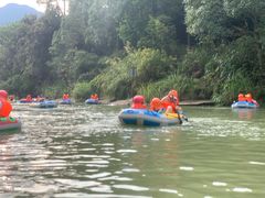 -仙山谷激浪漂流
