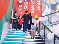 -莱茵体育生活馆