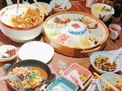 -怪噜范·老贵阳街头名小吃(鸿通城店)