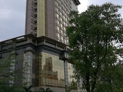 -福鼎轩海鲜大酒楼(皇轩酒店)