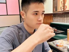 -何妹湿辣牛肉·粤式烧烤砂煲(桂雅路店)