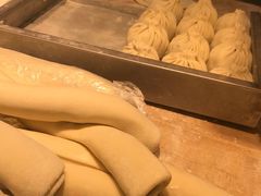 蟹粉小笼包-绿波廊(豫园店)