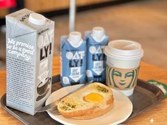 -星巴克臻选(莘庄仲盛店)