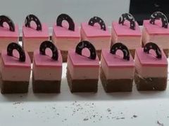 -佰烧海鲜烤肉火锅自助(世茂国际广场店)