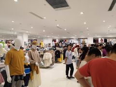 -优衣库(郑州二七万达广场店)