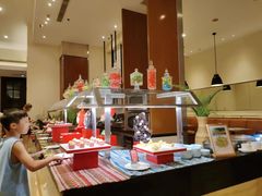-亚龙湾希尔顿自助餐厅·海鲜·烧烤·沙滩BBQ·现场乐队