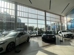 -北京宝诚宝马4S店