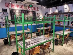 大堂-马路牙子地桌烤肉(工体店)