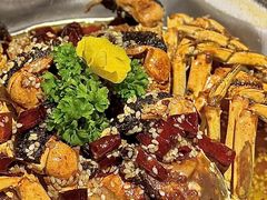 红油大闸蟹-雀蓝川菜(星悦汇店)